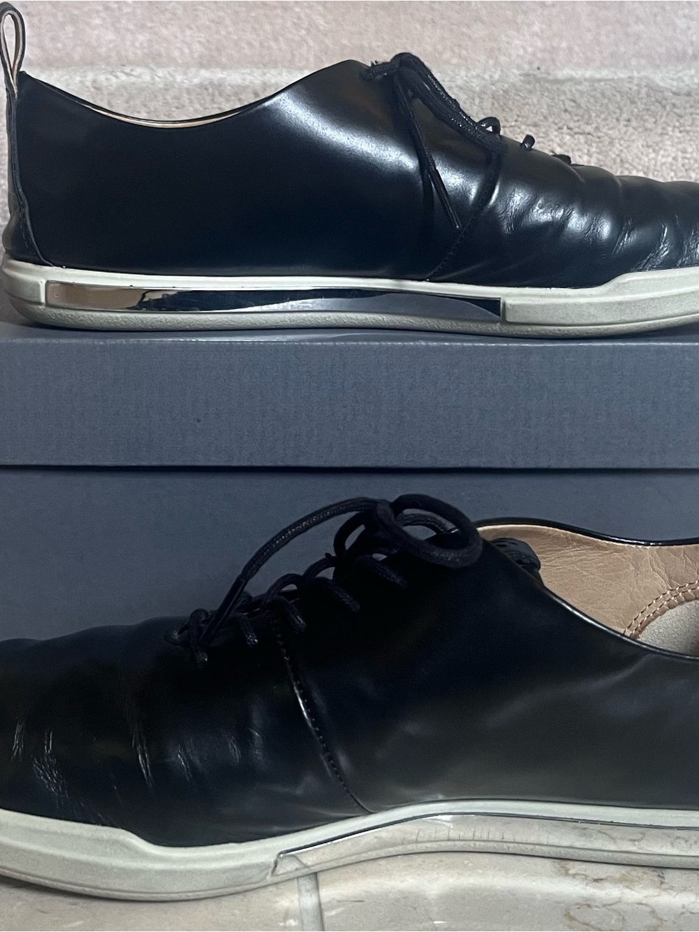 Ecco Black Leather Lace-Up Casual Sneakers with White Sole